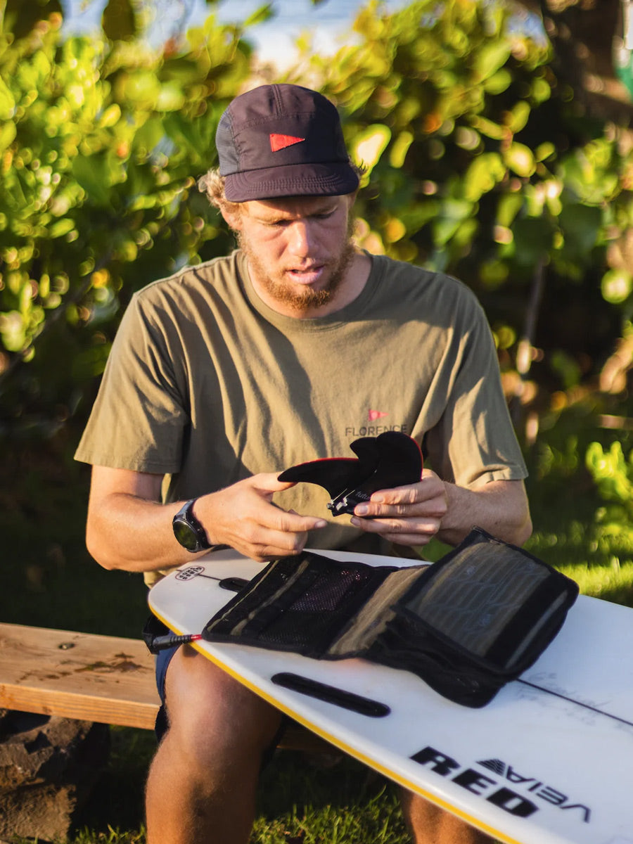 Veia Explorer Fin Wallet | Surfboard Empire